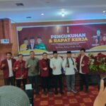 Foto: Rudy Mas’ud-seno aji hadiri pengukuhan IMM Kaltim