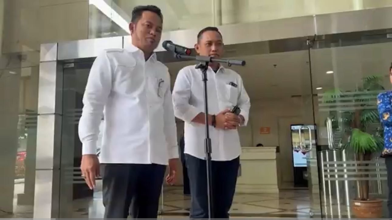 Gubernur dan Wakil Gubernur Kaltim terpilih, Rudy Mas'ud dan Seno Aji ikuti gladi bersih pelantikan kepala daerah di Istana Negara, Kamis (19/2/2025). (Dok ADPIM Pemprov Kaltim)