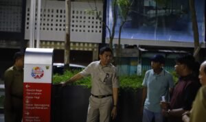 Wali Kota Samarinda bersama jajaran Organisasi Perangkat Daerah (OPD) memantau perkembangan Proyek revitalisasi Citra Niaga, Selasa (11/2/2025)