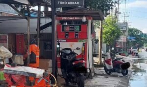 Salah Satu Pertamini yang masih beredar disepanjang Kota Samarinda.(Istimewa)