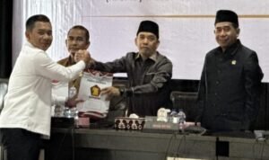 Penyampaian pandangan umum Fraksi Gerinda.