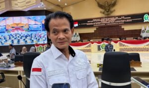 Anggota Komisi III DPRD Kaltim, Subandi5 Anggota Komisi III DPRD Kaltim, Subandi
