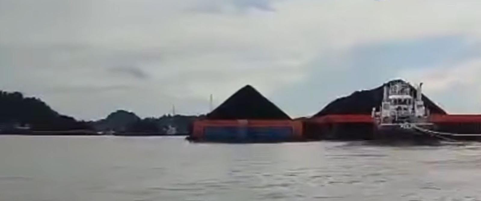 Ilustrasi Tongkang Batu Bara (Ist)