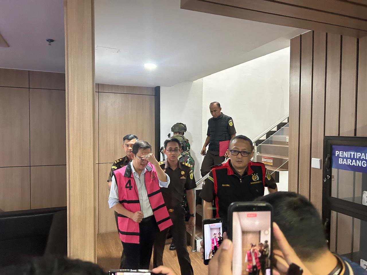 Tim Jaksa Penyidik Bidang Tindak Pidana Khusus Menetapkan BT Sebagai Tersangka Pada Senin (24/2/2026).