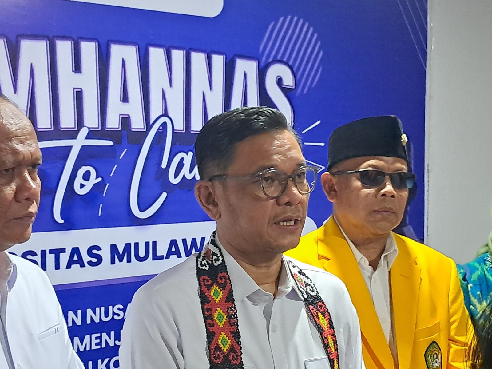 Gubernur Lemhannas RI, Ace Hasan Syadzily dalam Rangka Kuliah Umum Lemhannas Goes To Campus Universitas Mulawarman, GOR 27 September, Samarinda. Selasa(22/09/2026)