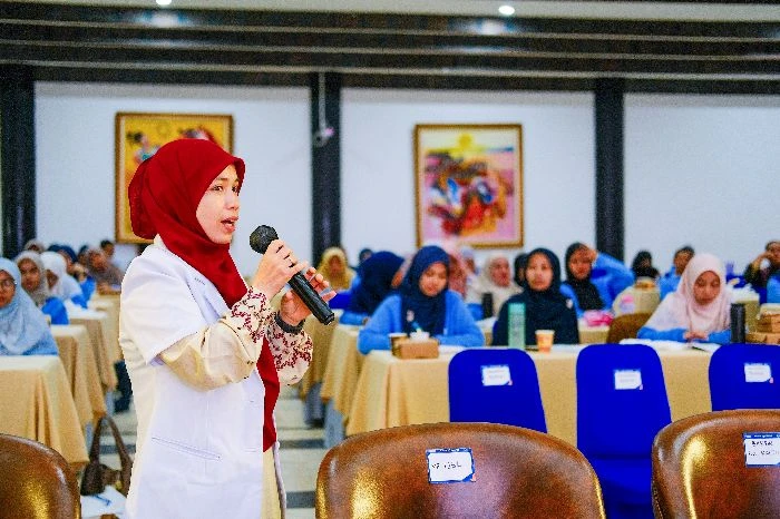 Sebanyak 17 pengasuh TPA Bontang mengikuti pelatihan untuk memperkuat kemampuan tumbuh kembang anak