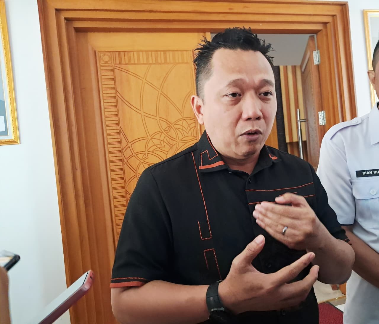 Komentar Anggota DPRD Kota Samarinda, Deni Hakim Anwar saat wawancara terkait Raperda Inovasi Daerah