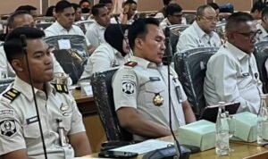 Kalapas Cibinong Dipecat Buntut Hunian Mewah di Dalam Lapas, 17 Pegawai Kena Sanksi Kalapas Cibinong Dipecat Buntut Hunian Mewah di Dalam Lapas, 17 Pegawai Kena Sanksi